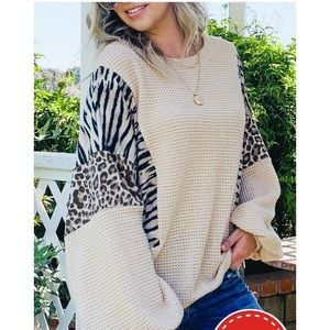 Plus Size Bubble Sleeve Animal Waffle Top